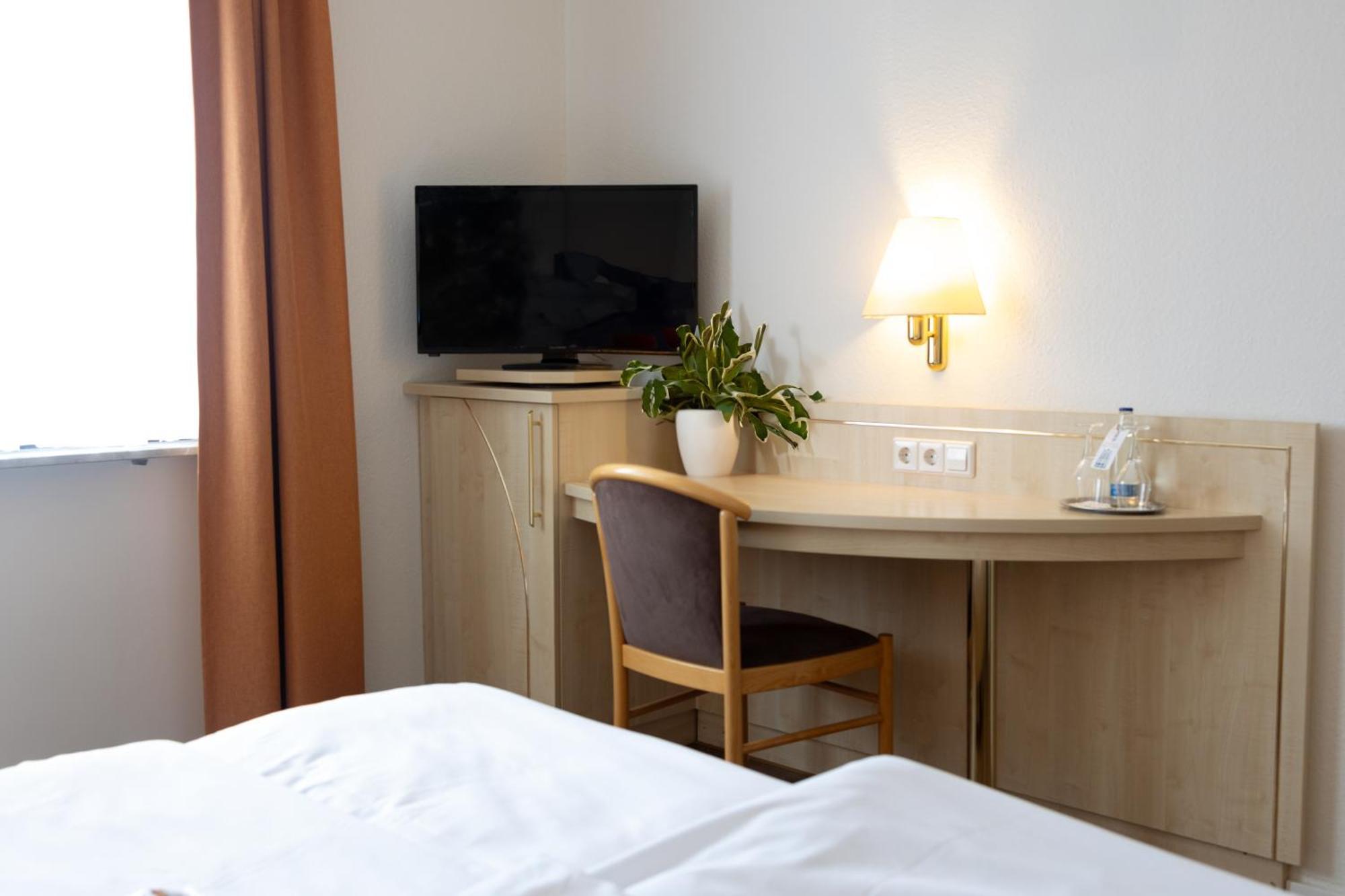 Hotel Kuebler Венделщайн Екстериор снимка